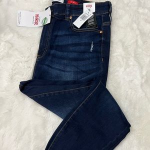 Hi-Rise Jeans